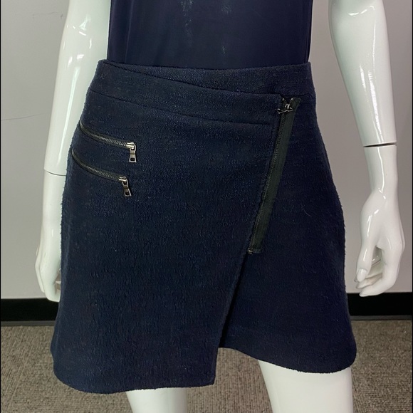 BCBG - Picture 1 of 1